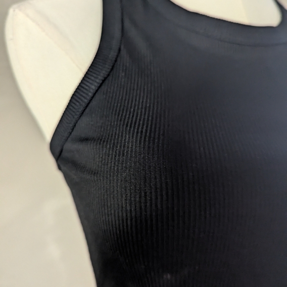 Black sleeveless midi ribbed bodycon dress with side slits - Picture 3 of 6